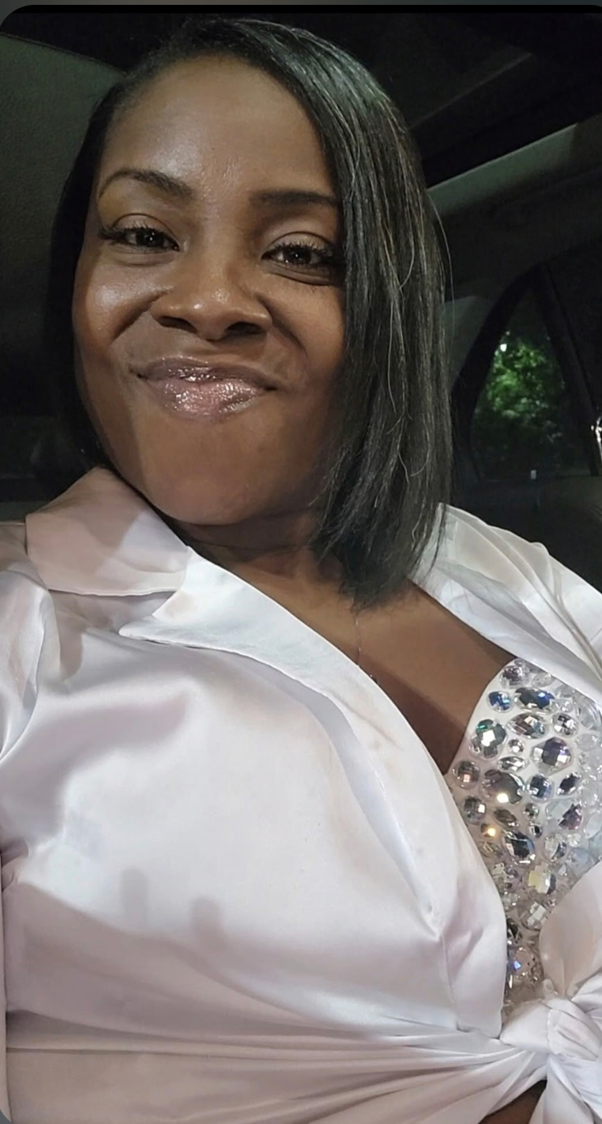 La'Aura Deluxe, owner of the La'Aura Deluxe event venue and design business in Lansing IL